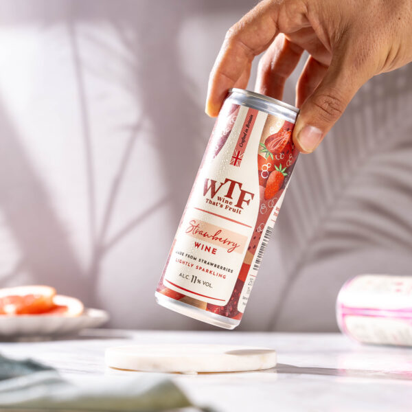 Strawberry wine - Image 3