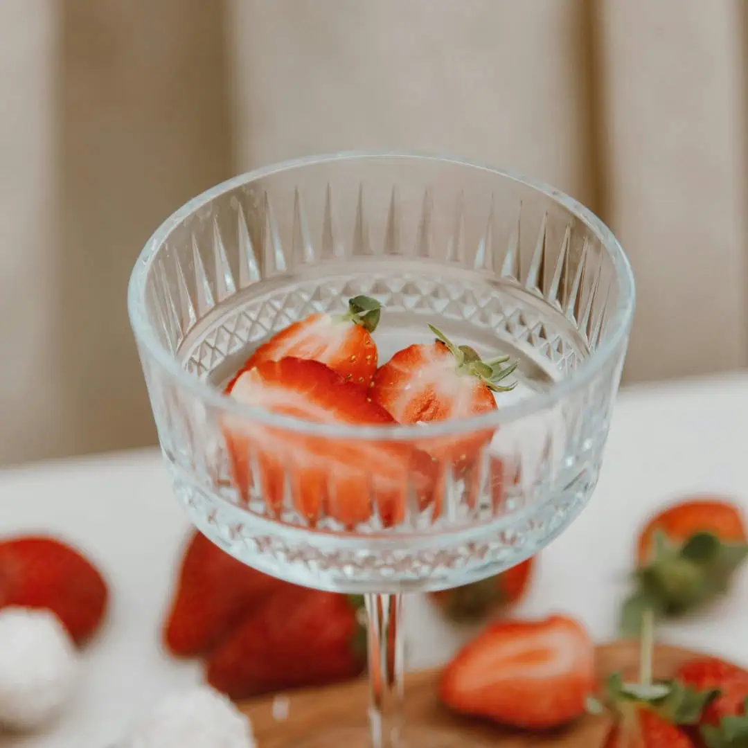 Rosy Hues & Romantic Vibes: Strawberry Wine for Your Valentine’s Day